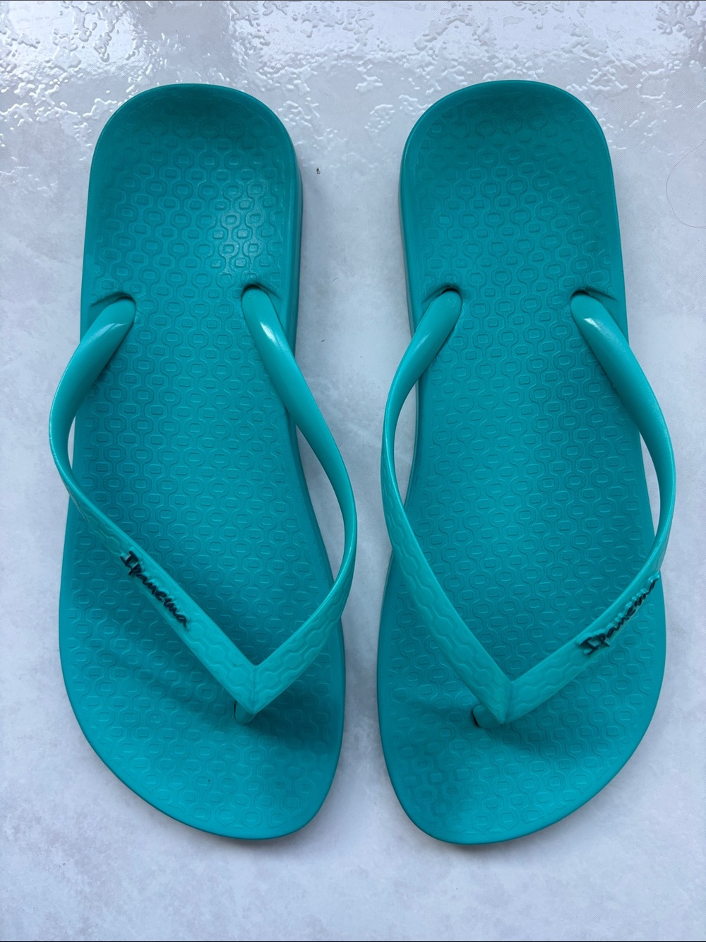 Ipanema x Shakira Ana Flip Flop Sandals Size 6